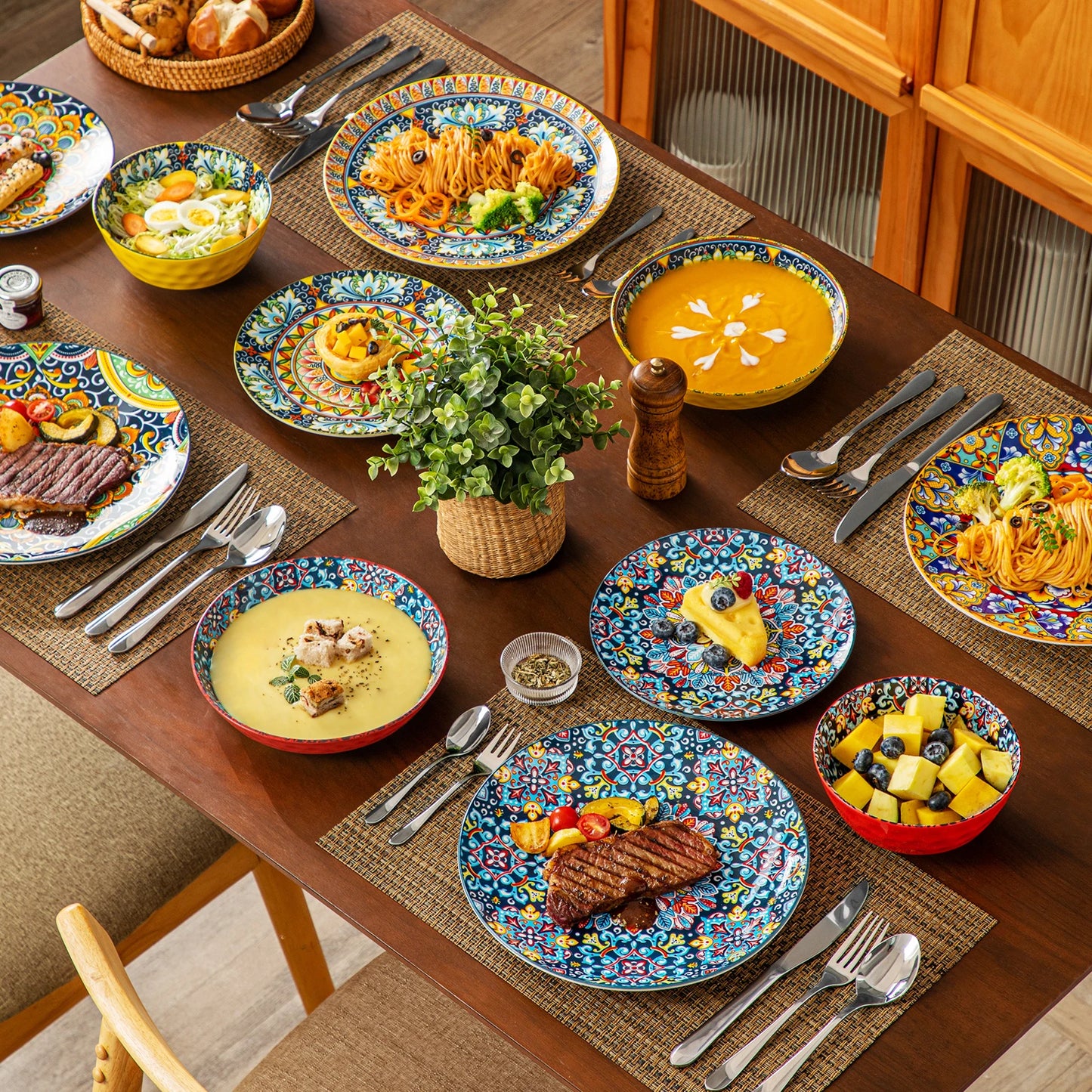 24 Piece Ceramic Dinnerware Set