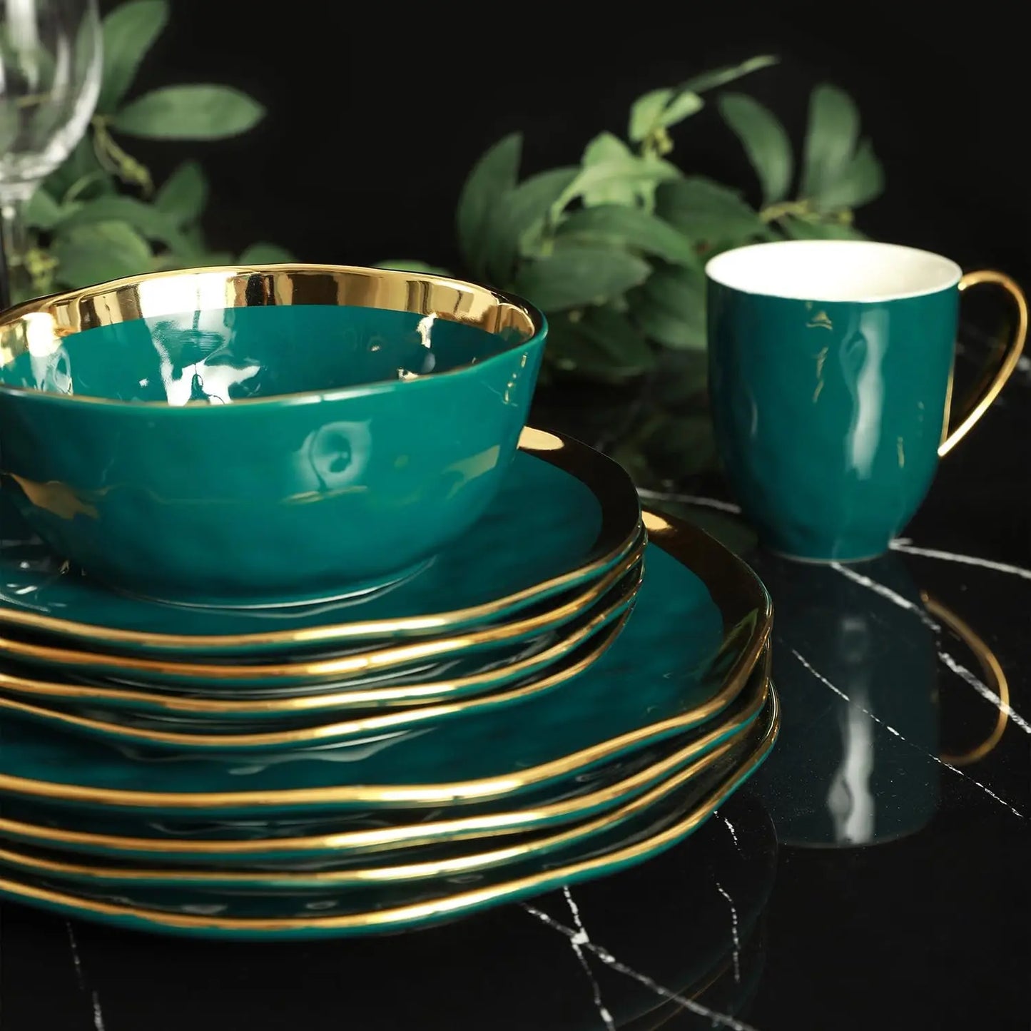 Porcelain 16 Piece Dinnerware Set Service for 4 ,Green and Golden Rim