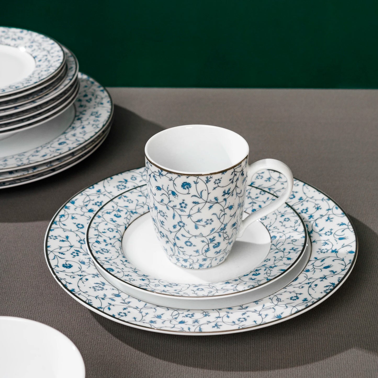 20 Pieces Ceramic Dinnerware Set