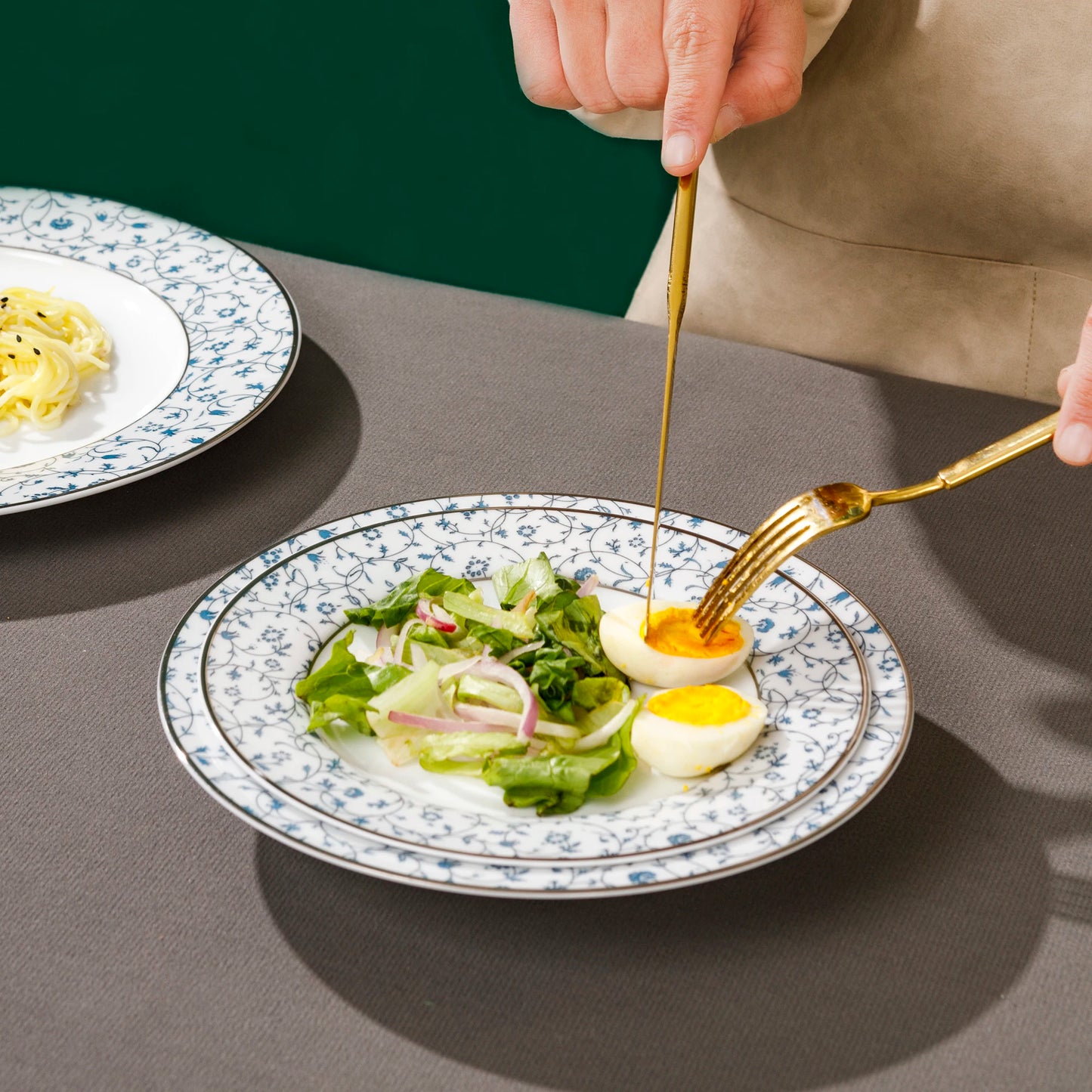 20 Pieces Ceramic Dinnerware Set